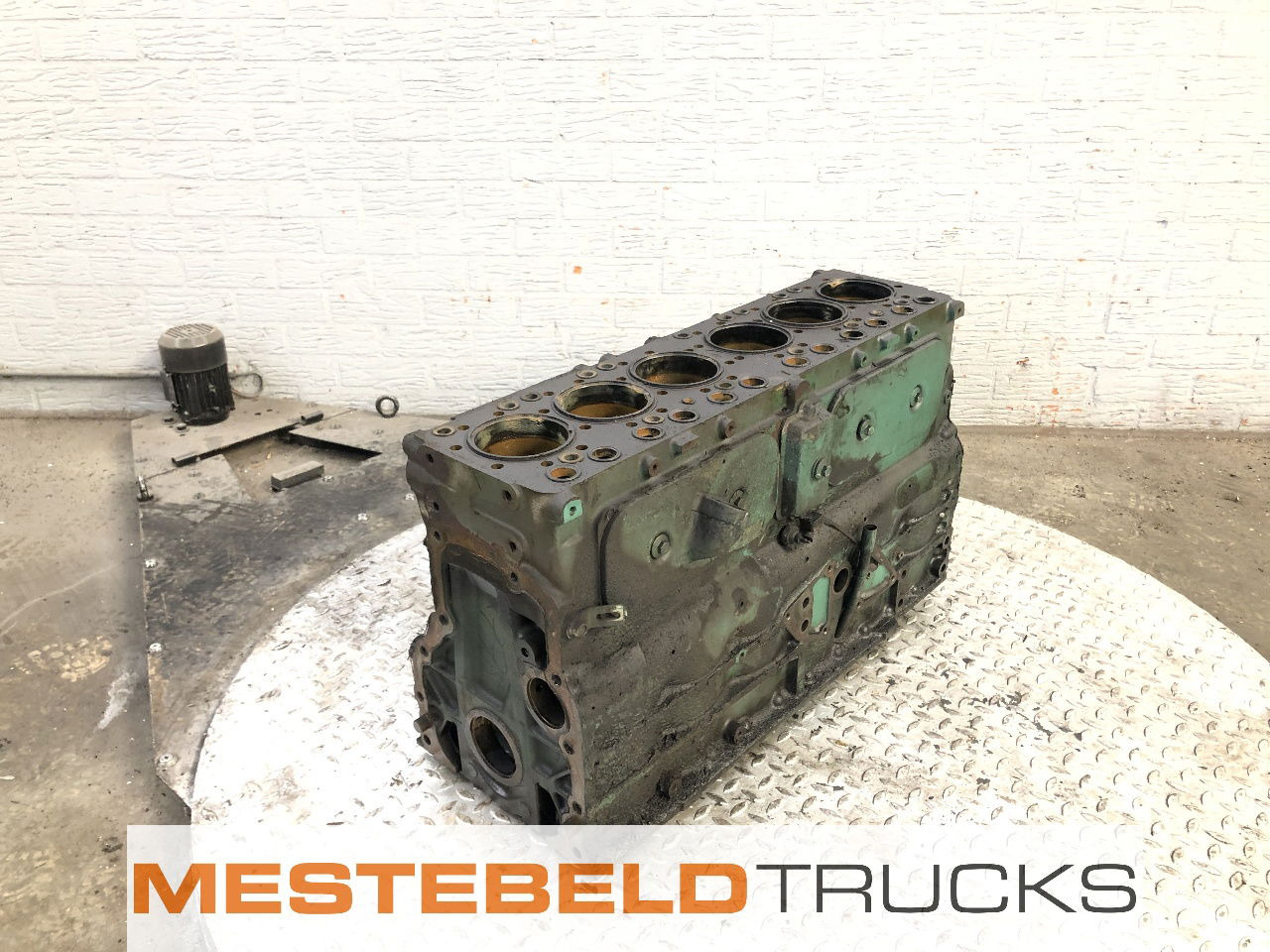 Volvo Blok TD61F - Motor in deli za Tovornjak: slika 2 Volvo Blok TD61F - Motor in deli za Tovornjak: slika 2