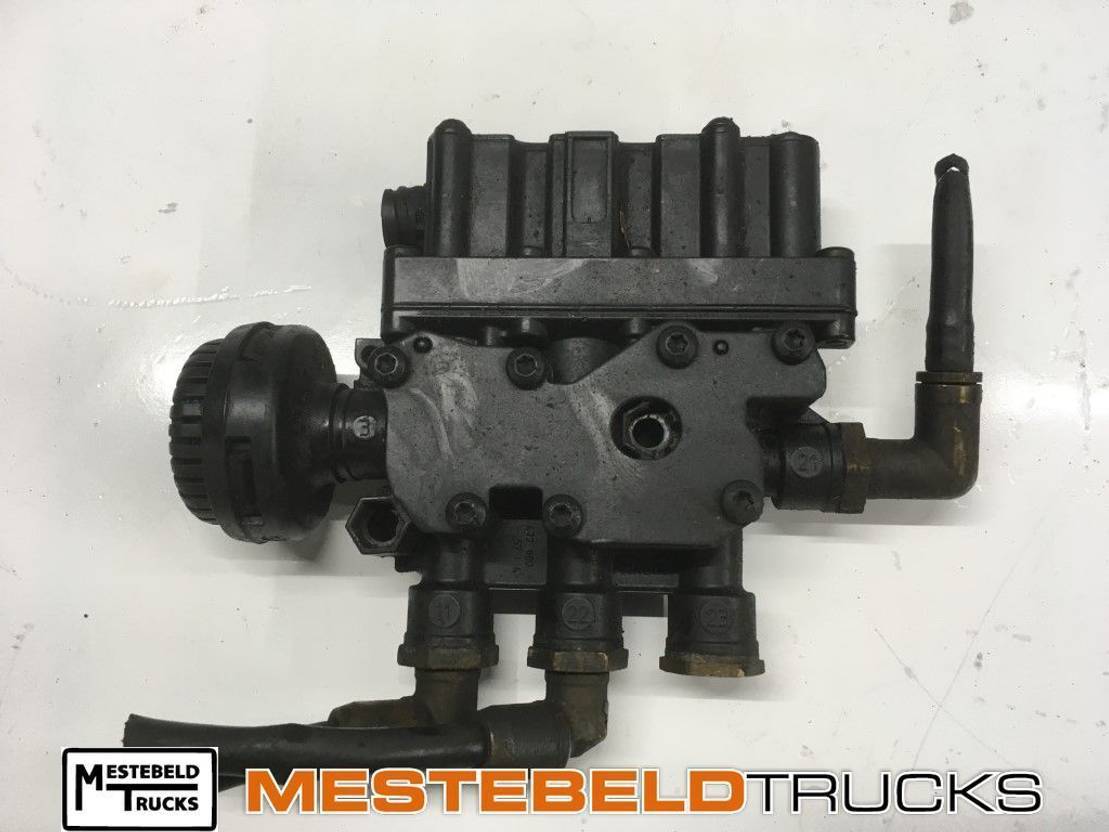 Volvo Ecas magneetklep FH2 - Zračno vzmetenje za Tovornjak: slika 1 Volvo Ecas magneetklep FH2 - Zračno vzmetenje za Tovornjak: slika 1