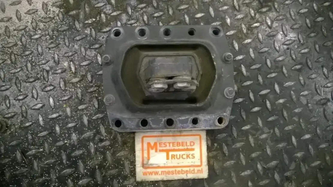 Volvo Motorsteun achter - Okvir/ Šasija za Tovornjak: slika 1 Volvo Motorsteun achter - Okvir/ Šasija za Tovornjak: slika 1