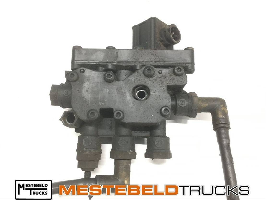 Volvo Niveau controle ventiel - Zračno vzmetenje za Tovornjak: slika 1 Volvo Niveau controle ventiel - Zračno vzmetenje za Tovornjak: slika 1