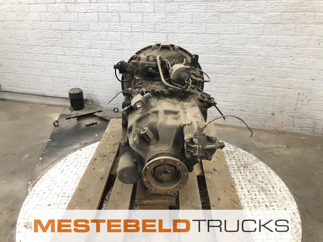 Volvo Versnellingsbak R1000 FL7 - Menjalnik in deli za Tovornjak: slika 4 Volvo Versnellingsbak R1000 FL7 - Menjalnik in deli za Tovornjak: slika 4