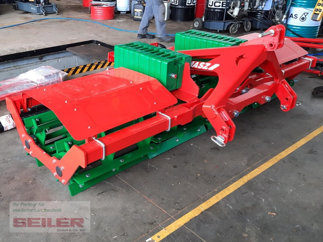 Agro-Masz Messerwalze Cutter 30 - Kmetijski valjar: slika 2 Agro-Masz Messerwalze Cutter 30 - Kmetijski valjar: slika 2