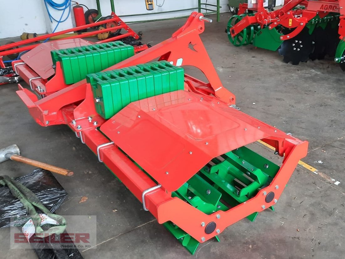 Agro-Masz Messerwalze Cutter 30 - Kmetijski valjar: slika 3 Agro-Masz Messerwalze Cutter 30 - Kmetijski valjar: slika 3
