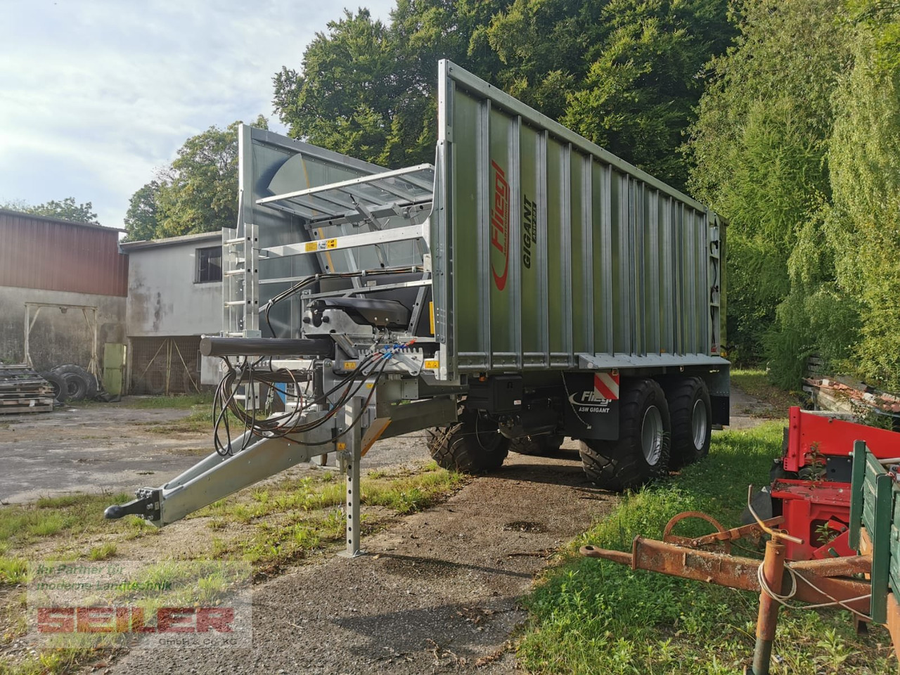 Fliegl ASW 281 GIGANT FOX 45m³ - Samo-nakladalni voz: slika 2 Fliegl ASW 281 GIGANT FOX 45m³ - Samo-nakladalni voz: slika 2