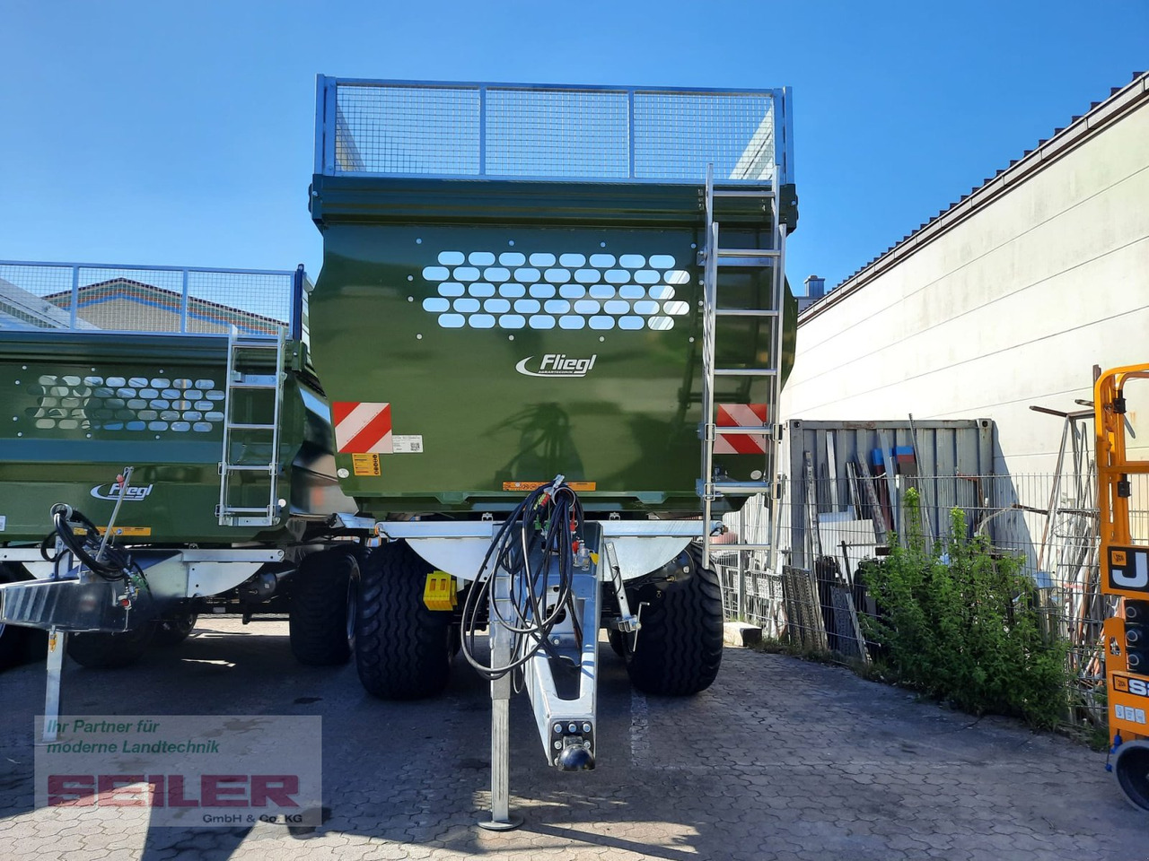 Fliegl TMK 200 FOX 27m³ - Kmetijska kiper prikolica/ Demper: slika 3 Fliegl TMK 200 FOX 27m³ - Kmetijska kiper prikolica/ Demper: slika 3