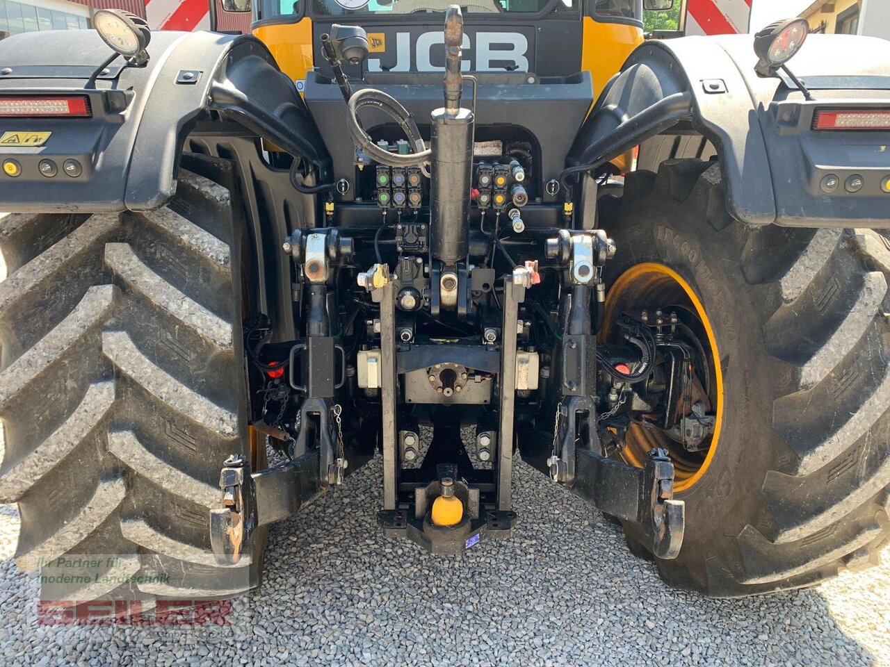 JCB Fastrac 4220 - Traktor: slika 5 JCB Fastrac 4220 - Traktor: slika 5