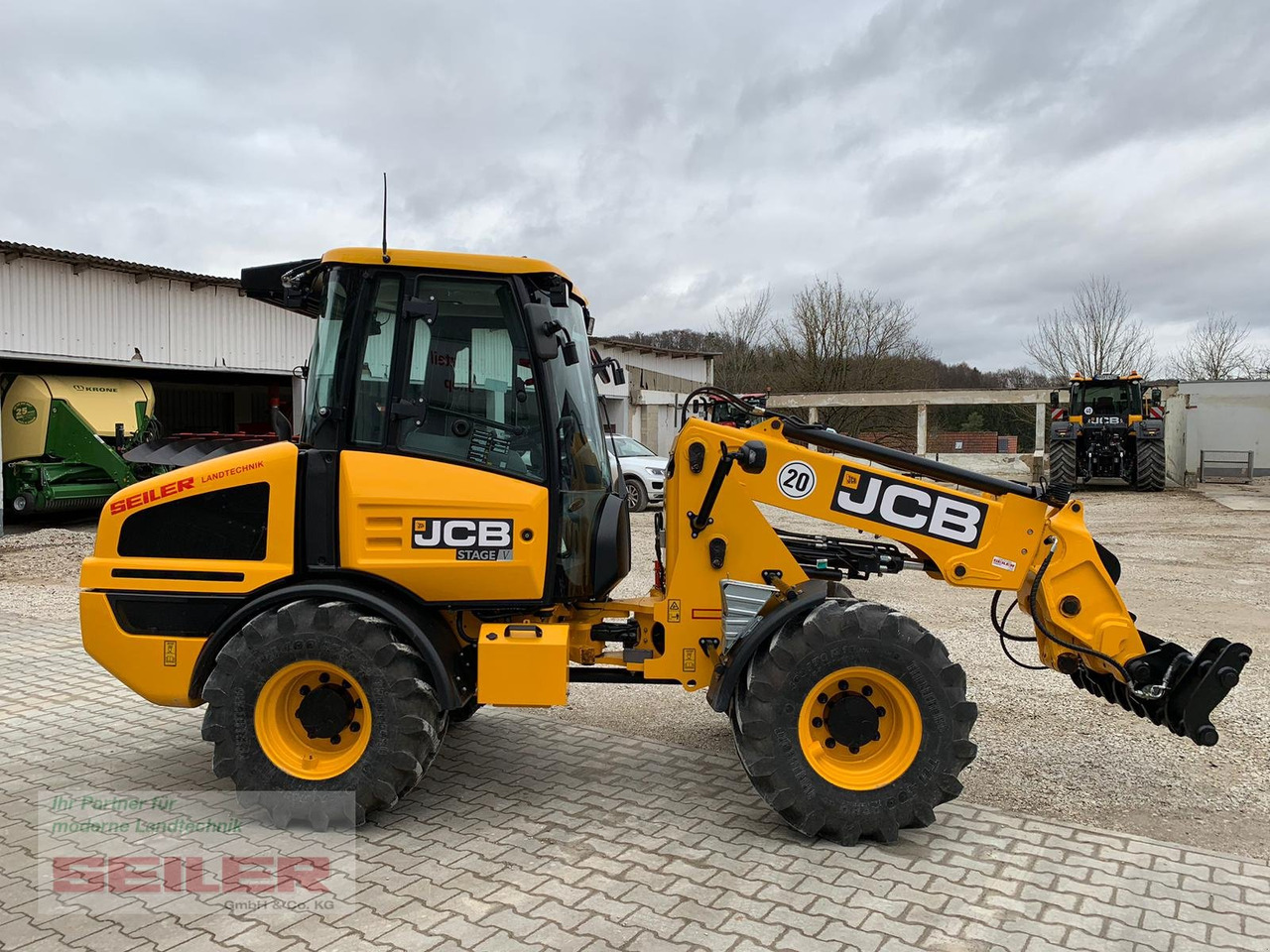 Teleskopski kolesni nakladalnik JCB TM 180 Agri *VOLLAUSSTATTUNG*: slika 7