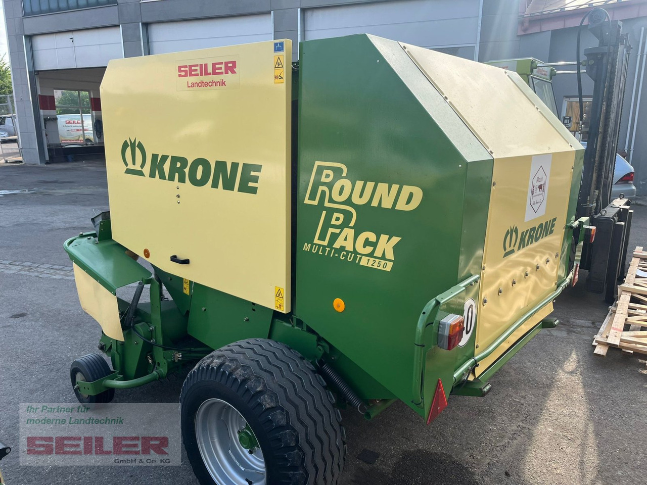 Krone Round Pack 1250 MC - Balirka za okrogle bale: slika 2 Krone Round Pack 1250 MC - Balirka za okrogle bale: slika 2