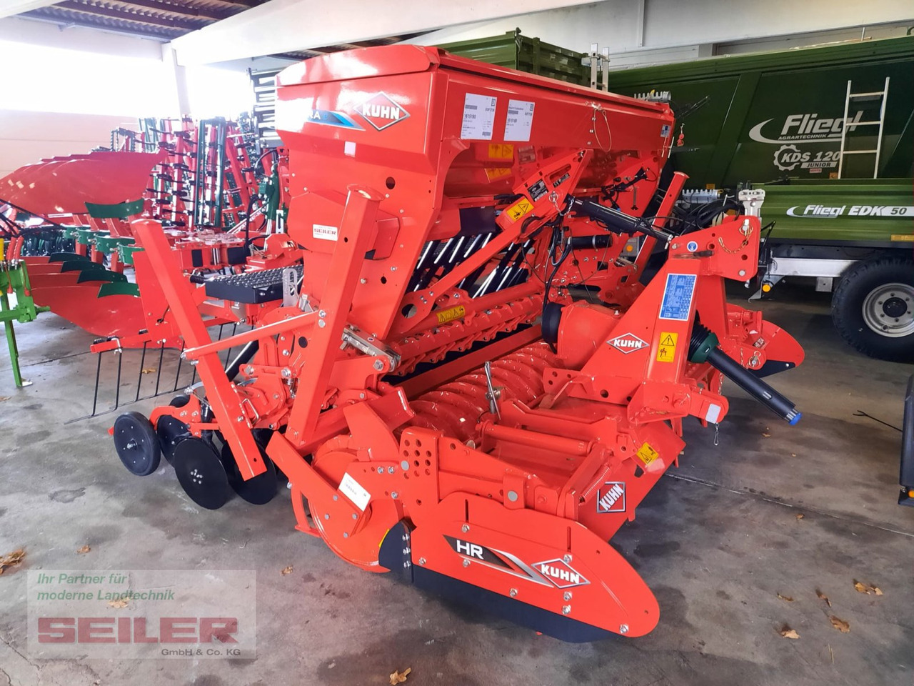 Kuhn HR 304 + Sitera 330-20E - Sejalni kombajn: slika 4 Kuhn HR 304 + Sitera 330-20E - Sejalni kombajn: slika 4