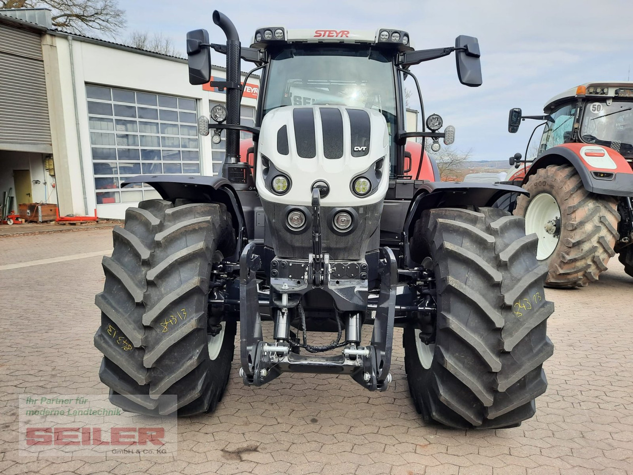 Steyr Absolut 6185 CVT - Traktor: slika 2 Steyr Absolut 6185 CVT - Traktor: slika 2
