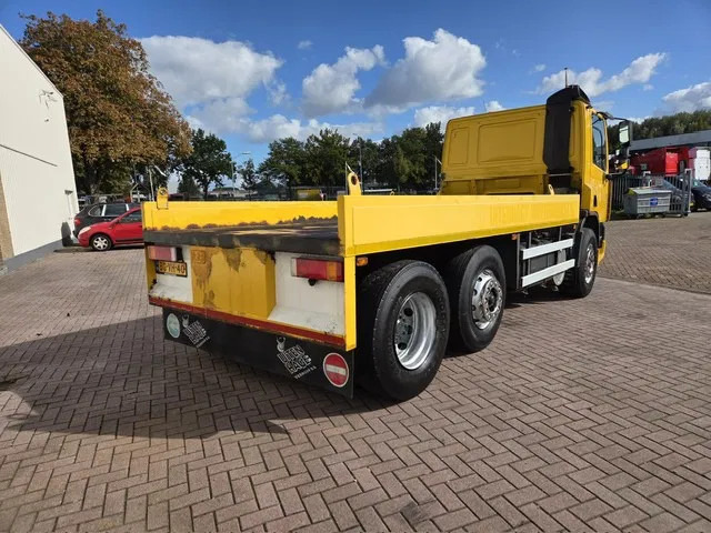DAF CF 75.250 6x2 Euro 2 Automatic NL-Truck Original KM'S - Tovornjak-šasija: slika 4 DAF CF 75.250 6x2 Euro 2 Automatic NL-Truck Original KM'S - Tovornjak-šasija: slika 4