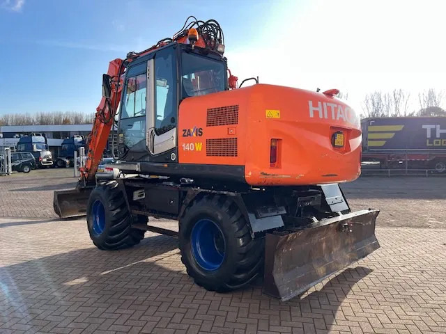 Hitachi ZX 140W-3 - Bager na kolesih: slika 3 Hitachi ZX 140W-3 - Bager na kolesih: slika 3