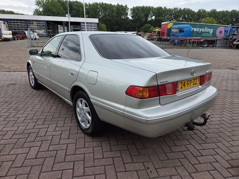 Toyota Camry 3.0 V6 24v // Automaat // leather Seats Cruise Control - Limuzina: slika 5 Toyota Camry 3.0 V6 24v // Automaat // leather Seats Cruise Control - Limuzina: slika 5
