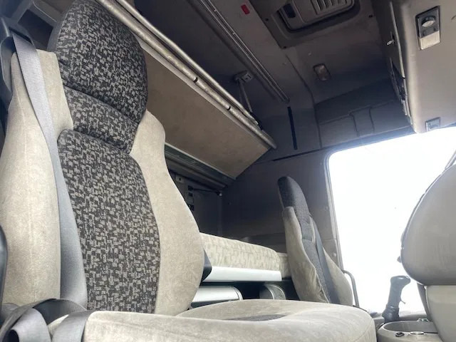 Vlačilec DAF XF 105.460 Manual gear: slika 19