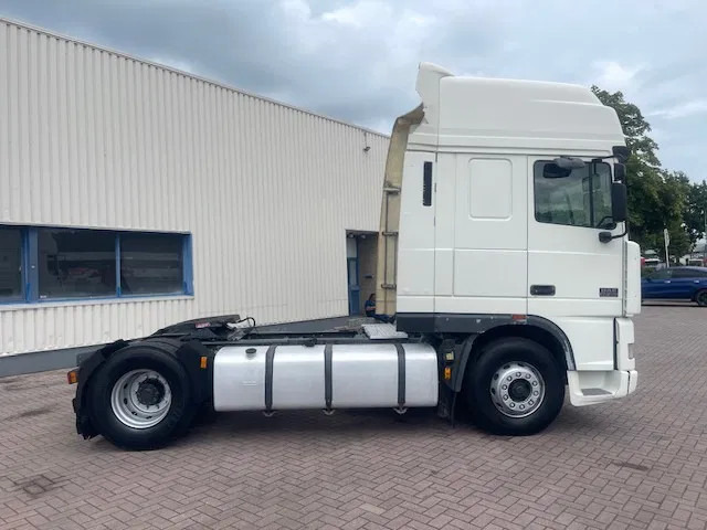 DAF XF 95.480 Euro 2 Manual-gear - Vlačilec: slika 5 DAF XF 95.480 Euro 2 Manual-gear - Vlačilec: slika 5