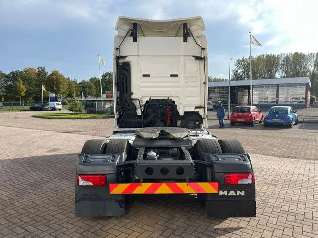 MAN TGX 18.480 Euro 6 Retarder 2 tanks - Vlačilec: slika 4 MAN TGX 18.480 Euro 6 Retarder 2 tanks - Vlačilec: slika 4