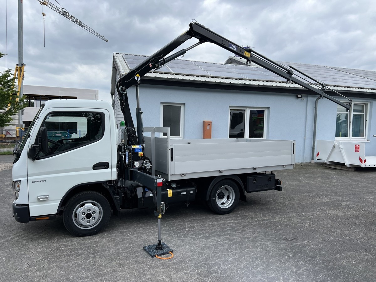FUSO 3S15 Alu Pritsche 2.80m Ladekran - Dostavno vozilo s kesonom: slika 2 FUSO 3S15 Alu Pritsche 2.80m Ladekran - Dostavno vozilo s kesonom: slika 2
