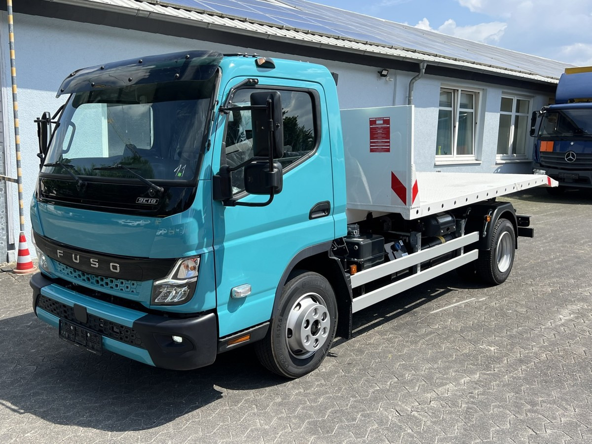 FUSO Canter FUSO 9C18 City Abrollkipper Krokbil Color - Kotalni prekucni tovornjak, Tovornjak z dvigalom: slika 4 FUSO Canter FUSO 9C18 City Abrollkipper Krokbil Color - Kotalni prekucni tovornjak, Tovornjak z dvigalom: slika 4