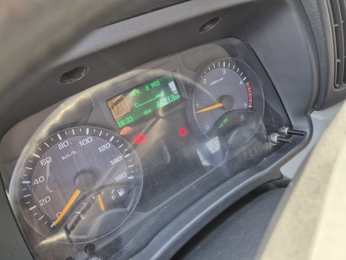 Kotalni prekucni tovornjak FUSO Fuso Canter 7C18 City Abrollkipper AHK Hooklift: slika 11