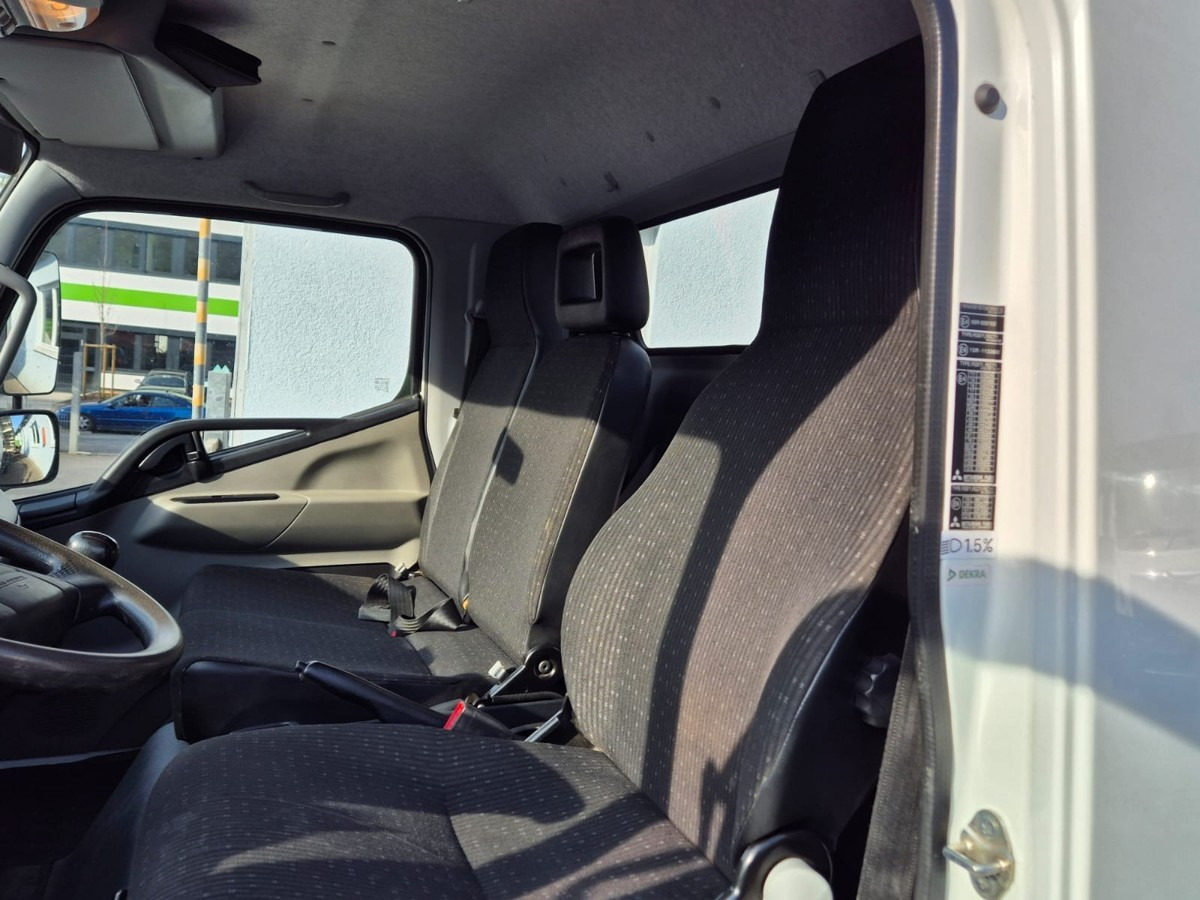 Kotalni prekucni tovornjak FUSO Fuso Canter 7C18 City Abrollkipper AHK Hooklift: slika 12