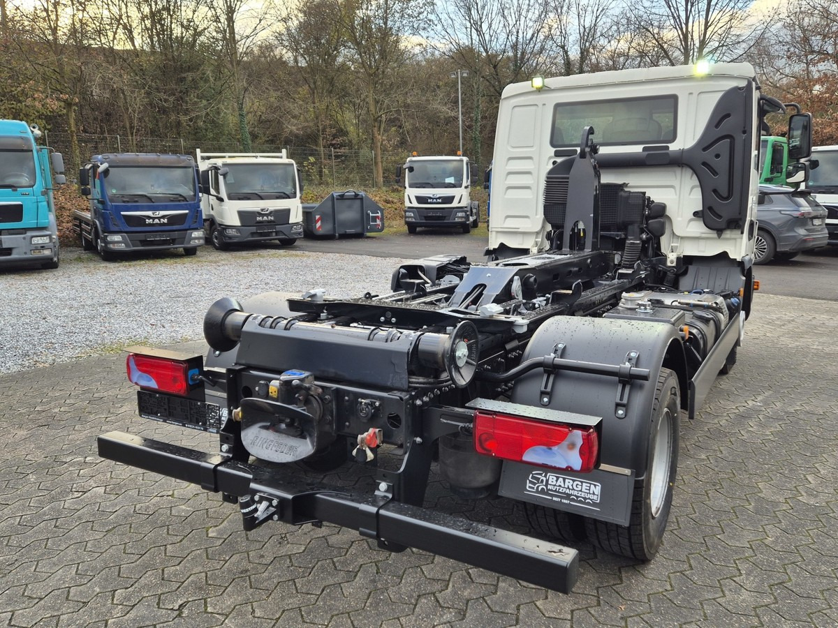 MAN TGL 12.250 BL City Abrollkipper AHK Euro 6 - Kotalni prekucni tovornjak: slika 3 MAN TGL 12.250 BL City Abrollkipper AHK Euro 6 - Kotalni prekucni tovornjak: slika 3