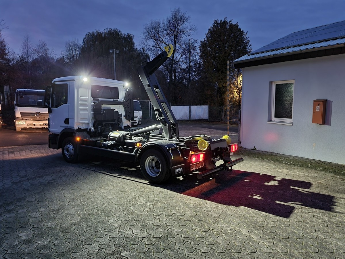 Nov Kotalni prekucni tovornjak MAN TGL 12.250 BL NEU City Abrollkipper PowerMatic: slika 20