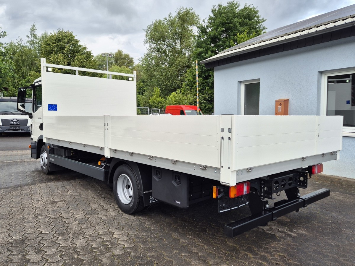 MAN TGL 8.160 BL NEU Alu Pritsche 5.5m - Dostavno vozilo s kesonom: slika 2 MAN TGL 8.160 BL NEU Alu Pritsche 5.5m - Dostavno vozilo s kesonom: slika 2