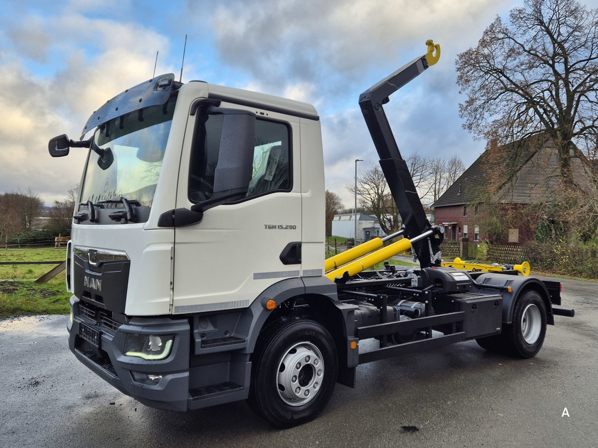 MAN TGM 15.290 BL Abrollkipper PowerMatic Standheiz. - Kotalni prekucni tovornjak: slika 1 MAN TGM 15.290 BL Abrollkipper PowerMatic Standheiz. - Kotalni prekucni tovornjak: slika 1