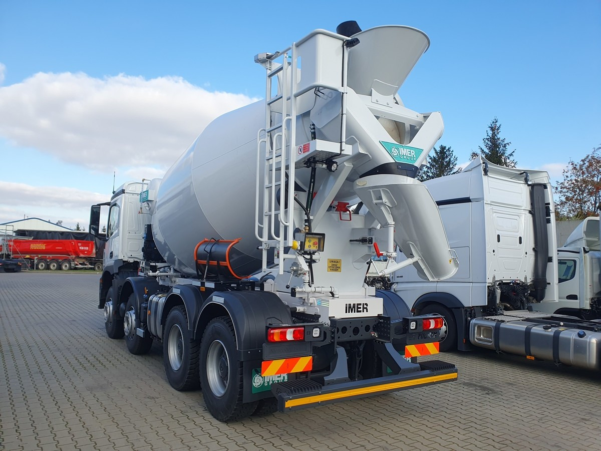 MERCEDES-BENZ Arocs 3740 8x4 Betonmischer IMER ORU LT105 H 10m - Avtomešalec: slika 4 MERCEDES-BENZ Arocs 3740 8x4 Betonmischer IMER ORU LT105 H 10m - Avtomešalec: slika 4