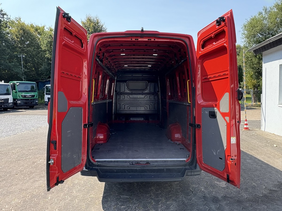 VW Crafter 35 Maxi L5H3 Extralang Kamera - Furgon: slika 5 VW Crafter 35 Maxi L5H3 Extralang Kamera - Furgon: slika 5