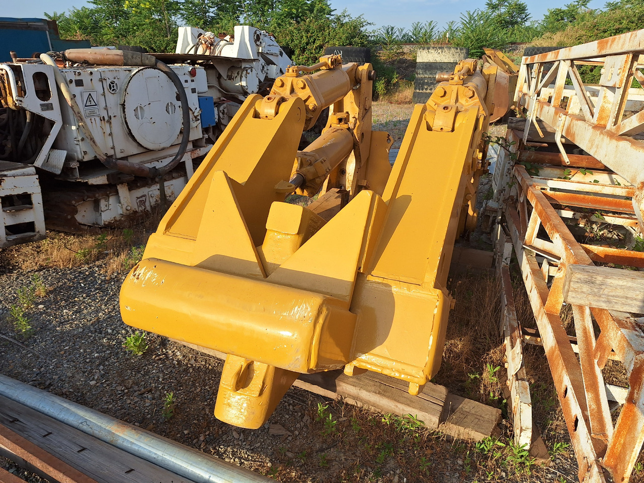 CATERPILLAR D9G-H - Rahljač za Buldožer: slika 2 CATERPILLAR D9G-H - Rahljač za Buldožer: slika 2