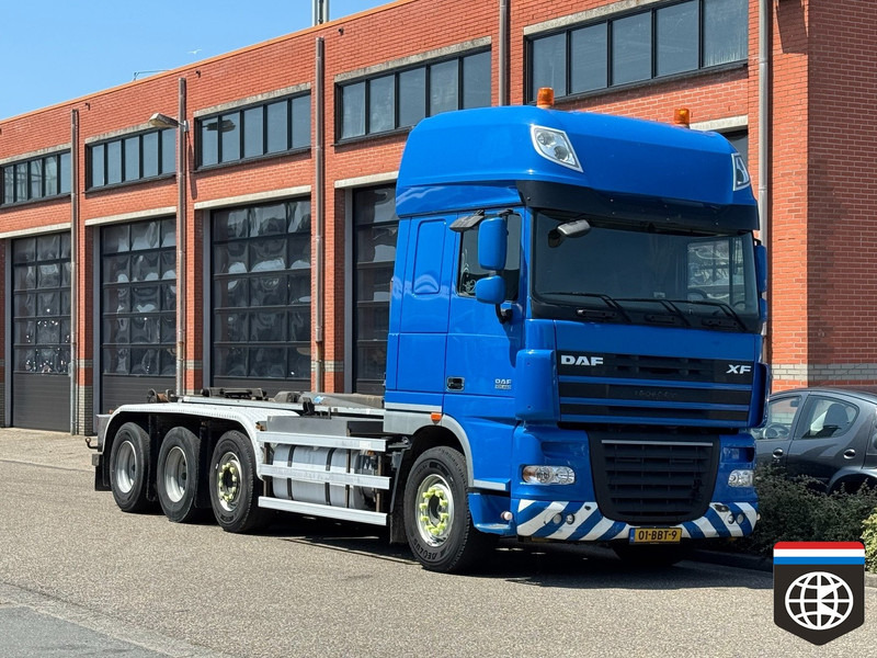 DAF XF 105.460 8X2/4 - 30t hooklift - CLEAN HOLLAND TRUCK - Kotalni prekucni tovornjak: slika 3 DAF XF 105.460 8X2/4 - 30t hooklift - CLEAN HOLLAND TRUCK - Kotalni prekucni tovornjak: slika 3