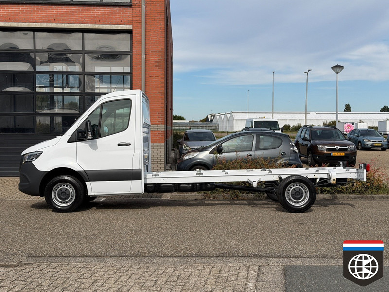 Mercedes-Benz Sprinter 317 / MBUX 10 / NEW / 2 UNITS - Dostavno vozilo: slika 3 Mercedes-Benz Sprinter 317 / MBUX 10 / NEW / 2 UNITS - Dostavno vozilo: slika 3