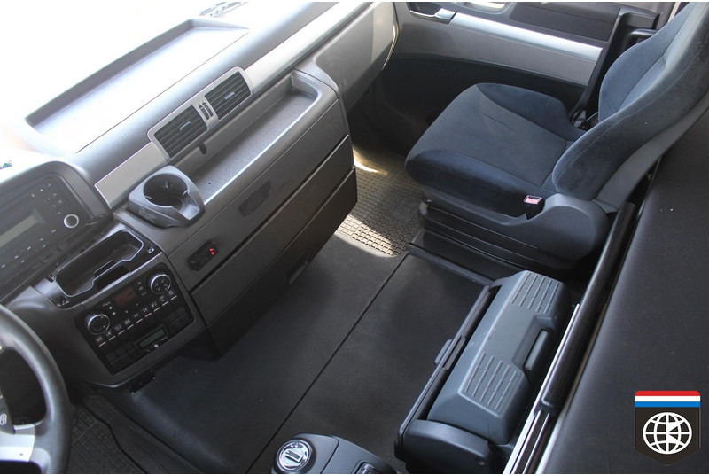 Tovornjak s ponjavo MAN TGX 26 440 RETARDER - NIGHT A/C: slika 13