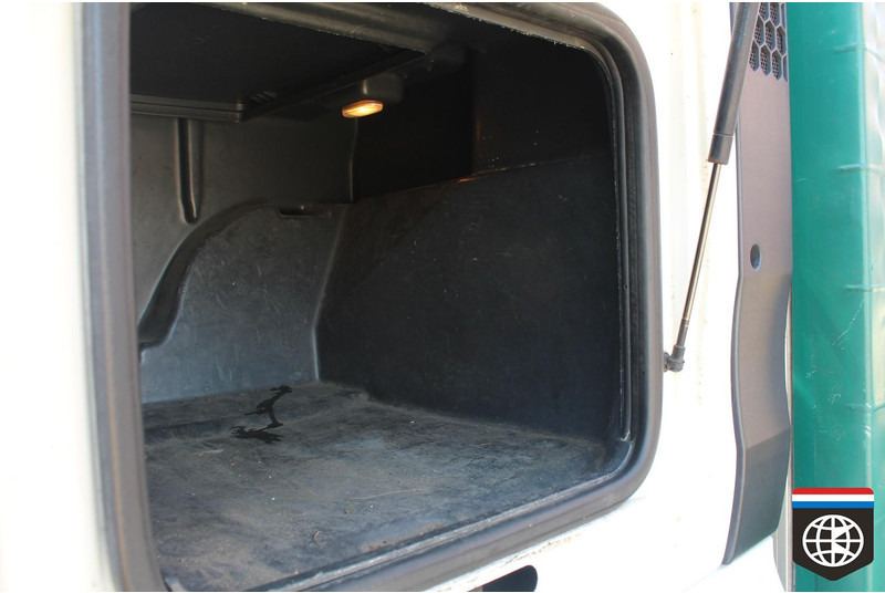 Tovornjak s ponjavo MAN TGX 26 440 RETARDER - NIGHT A/C: slika 20