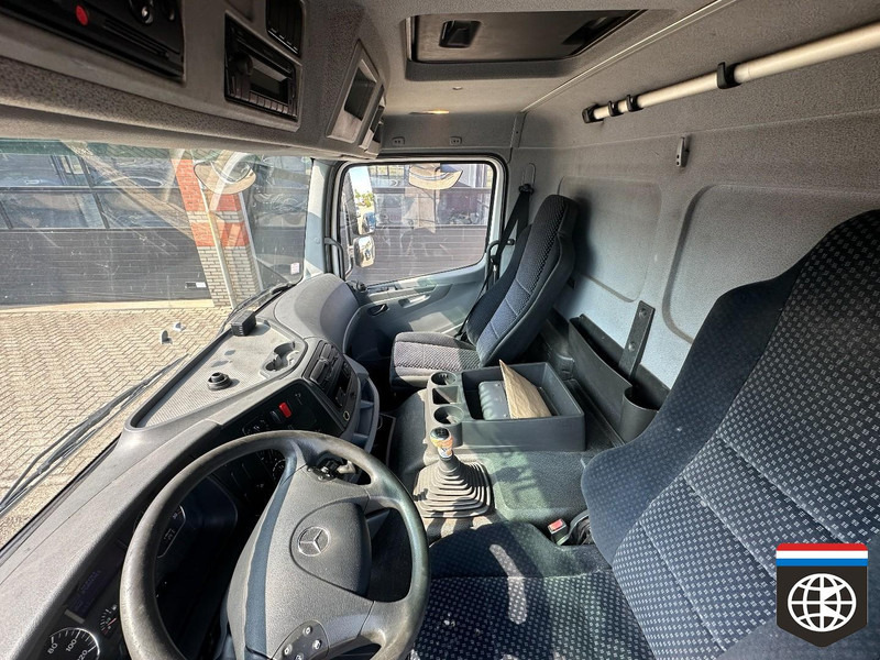 Tovornjak s ponjavo Mercedes-Benz AXOR 1833 TAIL LIFT - MANUAL GEARBOX: slika 10 Tovornjak s ponjavo Mercedes-Benz AXOR 1833 TAIL LIFT - MANUAL GEARBOX: slika 10