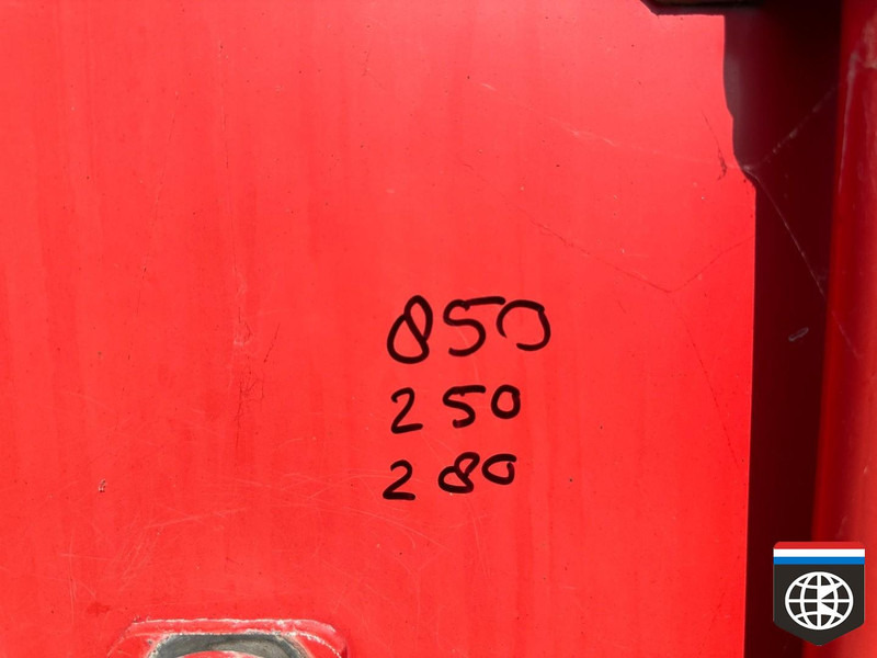 Tovornjak s ponjavo Mercedes-Benz AXOR 1833 TAIL LIFT - MANUAL GEARBOX: slika 20 Tovornjak s ponjavo Mercedes-Benz AXOR 1833 TAIL LIFT - MANUAL GEARBOX: slika 20