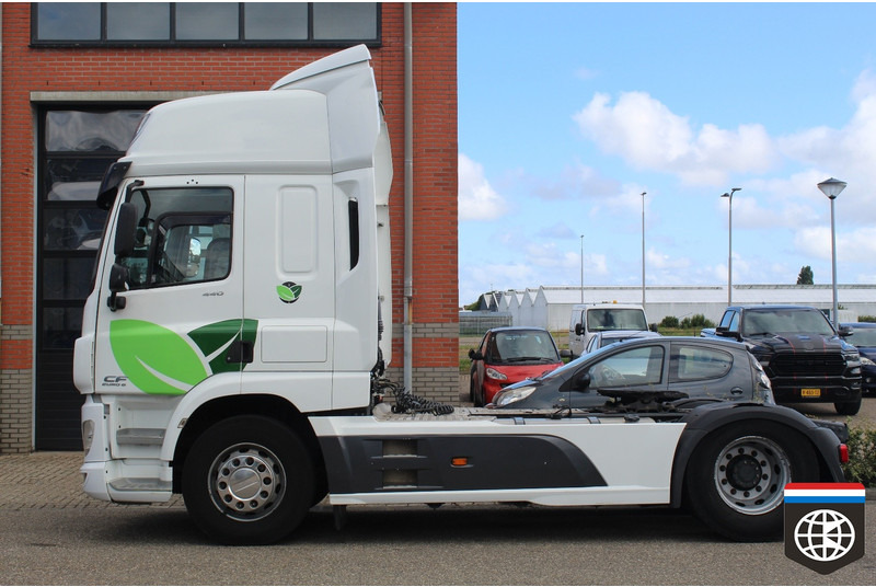 DAF CF 440 FT 2 x TANK - SMART TACHO 2 - LEATHER INTERIEUR - Vlačilec: slika 3 DAF CF 440 FT 2 x TANK - SMART TACHO 2 - LEATHER INTERIEUR - Vlačilec: slika 3