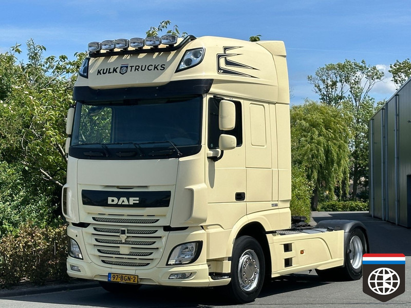 DAF XF 440 FT Super Space / FULL SPOILER / HOLLAND TRUCK - Vlačilec: slika 1 DAF XF 440 FT Super Space / FULL SPOILER / HOLLAND TRUCK - Vlačilec: slika 1