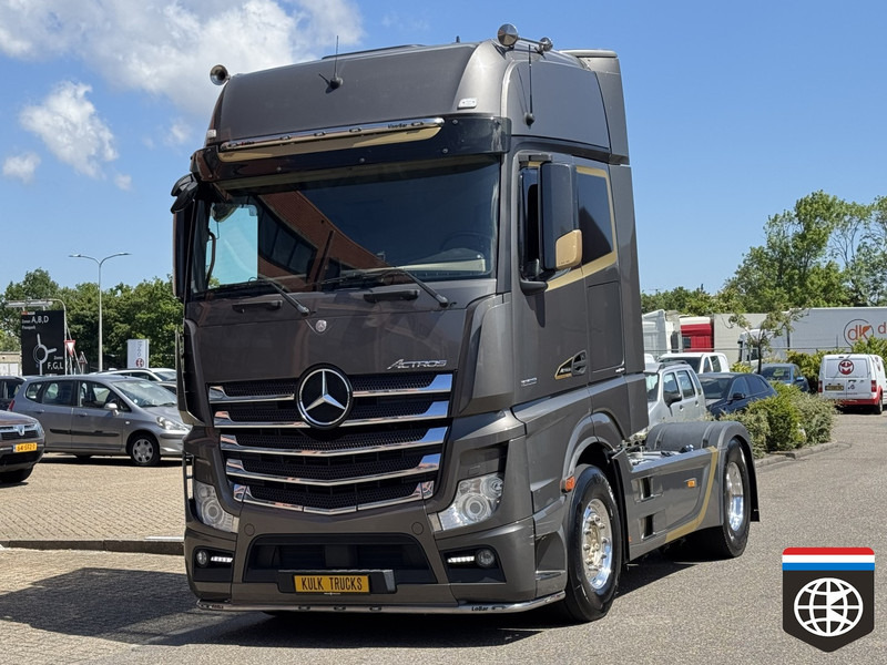 Mercedes-Benz ACTROS 1863 GigaSpace - Retarder Night A/C *** LIMITED EDITION*** - Vlačilec: slika 2 Mercedes-Benz ACTROS 1863 GigaSpace - Retarder Night A/C *** LIMITED EDITION*** - Vlačilec: slika 2