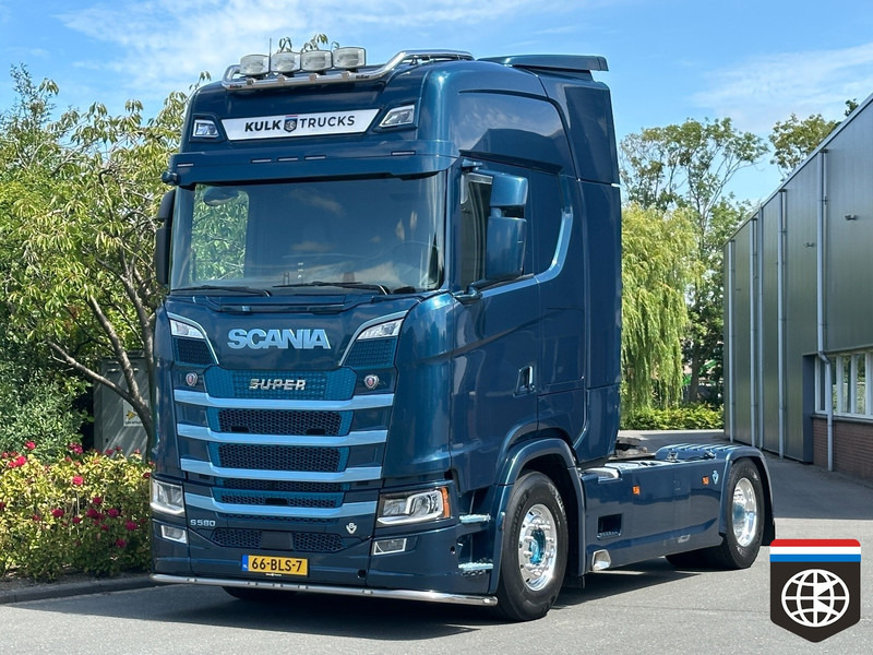 Scania S580 WB 3900 - HOLLAND TRUCK - 2X TANK - FULL AIR - RETARDER - Vlačilec: slika 1 Scania S580 WB 3900 - HOLLAND TRUCK - 2X TANK - FULL AIR - RETARDER - Vlačilec: slika 1