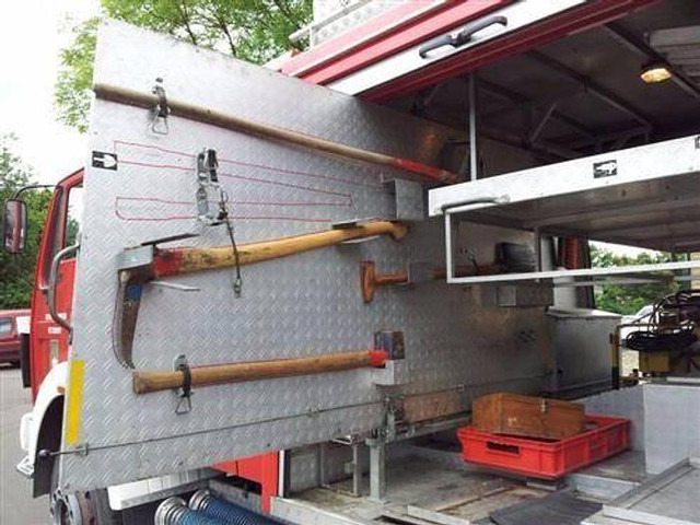 Gasilsko vozilo Mercedes-Benz 1019 AF 36: slika 14