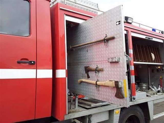 Gasilsko vozilo Mercedes-Benz 1019 AF 36: slika 15