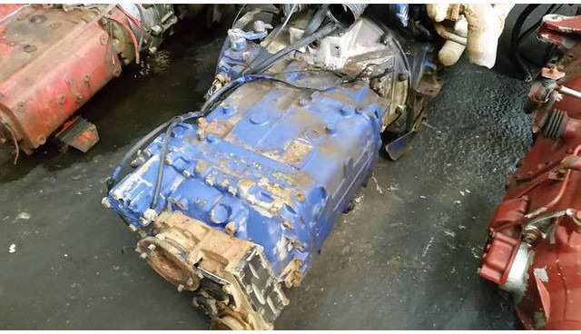 Transmission 16S130 STEYR - Rezervni deli: slika 2 Transmission 16S130 STEYR - Rezervni deli: slika 2