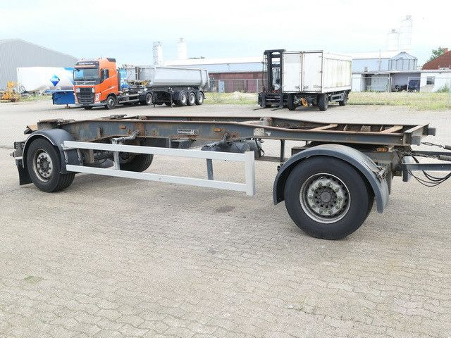 Hüffermann HSA 18.70, Container, Schlitten, SAF, Luftfed. Hüffermann HSA 18.70, Container, Schlitten, SAF, Luftfed. - Abrol/ Samonakladalec prikolica: slika 4 Hüffermann HSA 18.70, Container, Schlitten, SAF, Luftfed. Hüffermann HSA 18.70, Container, Schlitten, SAF, Luftfed. - Abrol/ Samonakladalec prikolica: slika 4