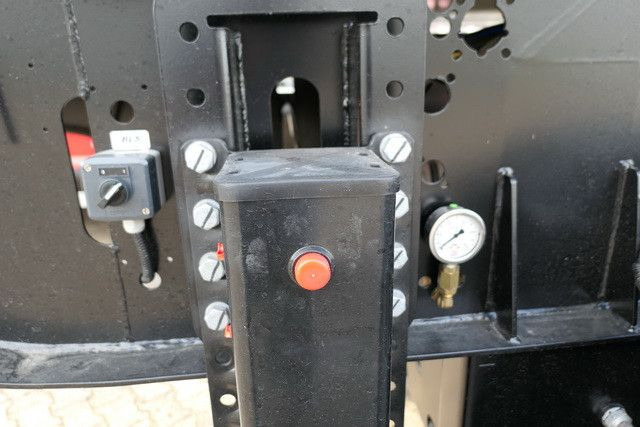 MEGA MNW, Stahl, 25m³, Luft-Lift, anliegende Klappe - Kiper polprikolica: slika 5 MEGA MNW, Stahl, 25m³, Luft-Lift, anliegende Klappe - Kiper polprikolica: slika 5