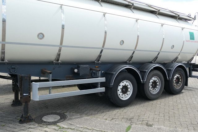 Menci SA 105/Lebensmittel Tank 32 cbm./12x auf Lager! - Polprikolica cisterna: slika 3 Menci SA 105/Lebensmittel Tank 32 cbm./12x auf Lager! - Polprikolica cisterna: slika 3