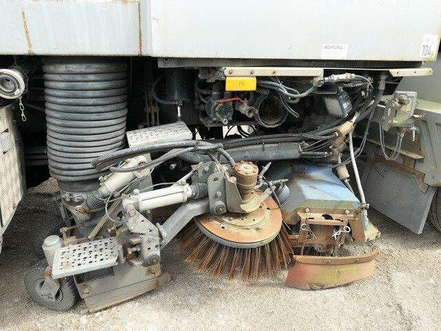 Mercedes-Benz 1018 KO Atego 4x2, Bucher-Schörling, Klima - Vozilo za pometanje: slika 5 Mercedes-Benz 1018 KO Atego 4x2, Bucher-Schörling, Klima - Vozilo za pometanje: slika 5