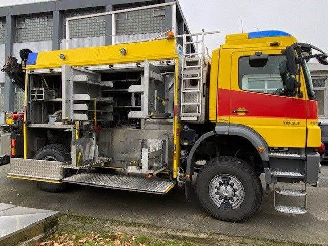 Mercedes-Benz 1833 Axor 4x4, Kran Palfinger, Rosenbauer, AHK - Gasilsko vozilo: slika 4 Mercedes-Benz 1833 Axor 4x4, Kran Palfinger, Rosenbauer, AHK - Gasilsko vozilo: slika 4