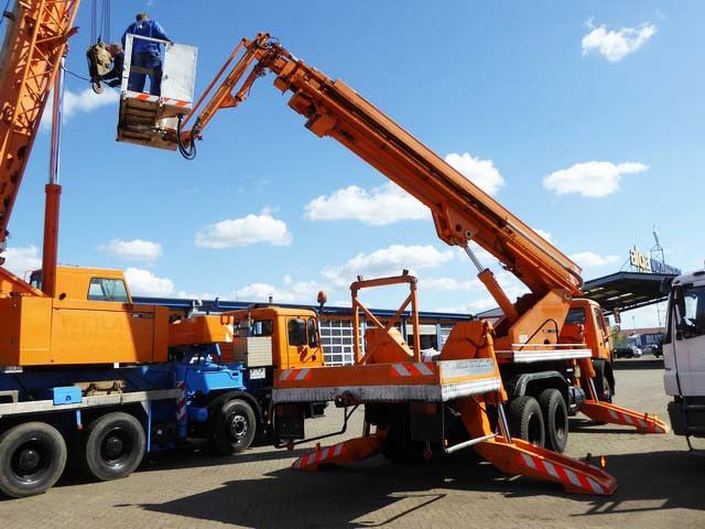 Dvižna ploščad montirana na tovornjak Mercedes-Benz 2222 6x4, Ruthmann, 28m³, 3. Sitz, Blattfederung: slika 6